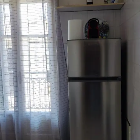 Danae's Flat Anemomylos